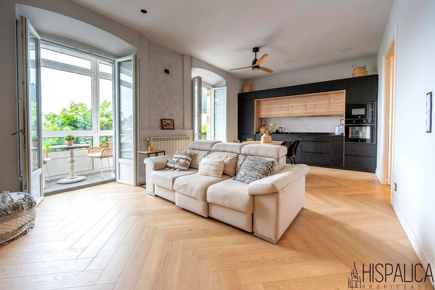 6 sovrum Lägenhet till salu i Ribadesella - 1 050 000 € (Ref: 9983743)
