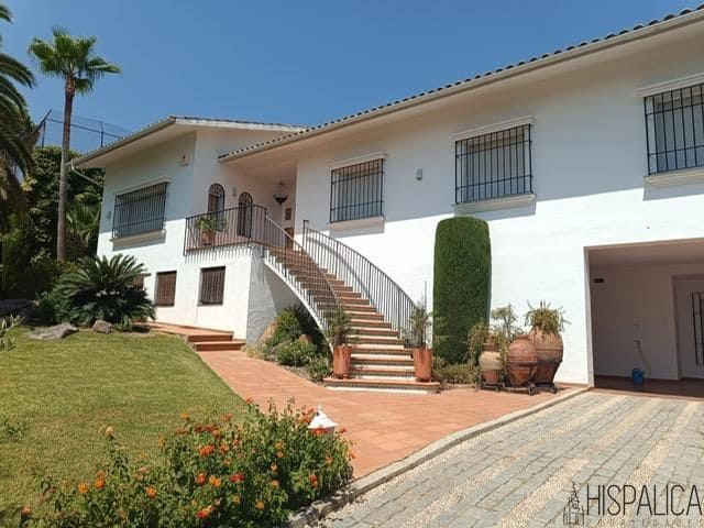 6 soveværelse Villa til salg i El Brillante, Córdoba by med swimmingpool - € 990.000 (Ref: 9996212)
