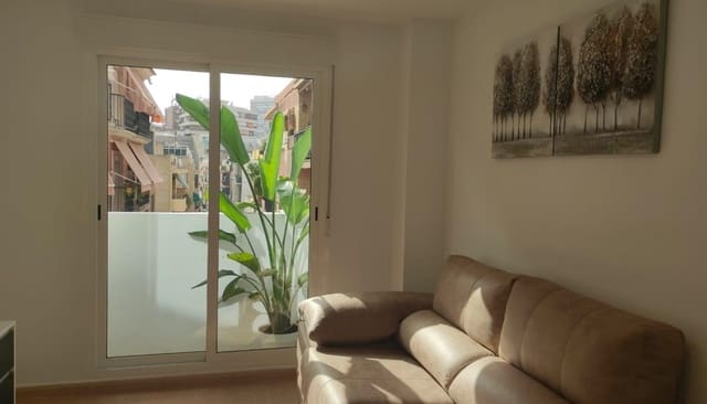 2 soveværelse Lejlighed til salg i Ensanche - Diputacion, Alicante by - € 260.000 (Ref: 10004925)