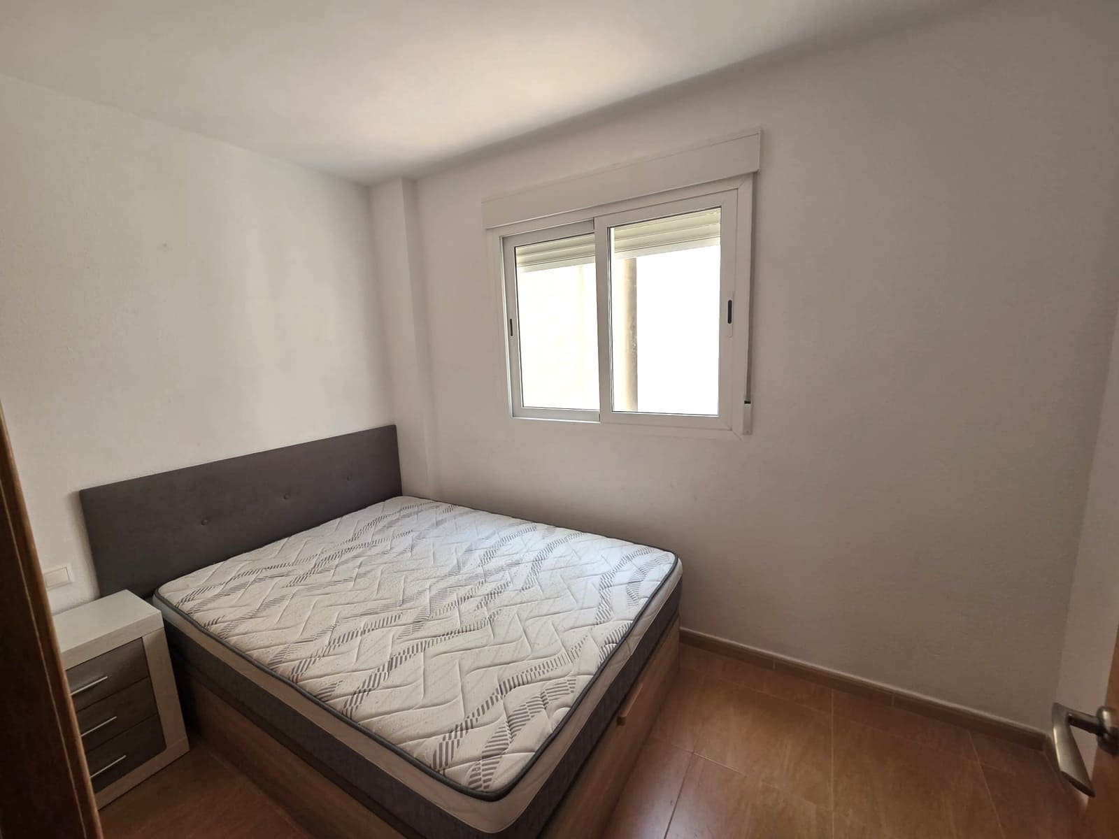 2 soveværelse Lejlighed til salg i Alicante by - € 260.000 (Ref: 10004925)