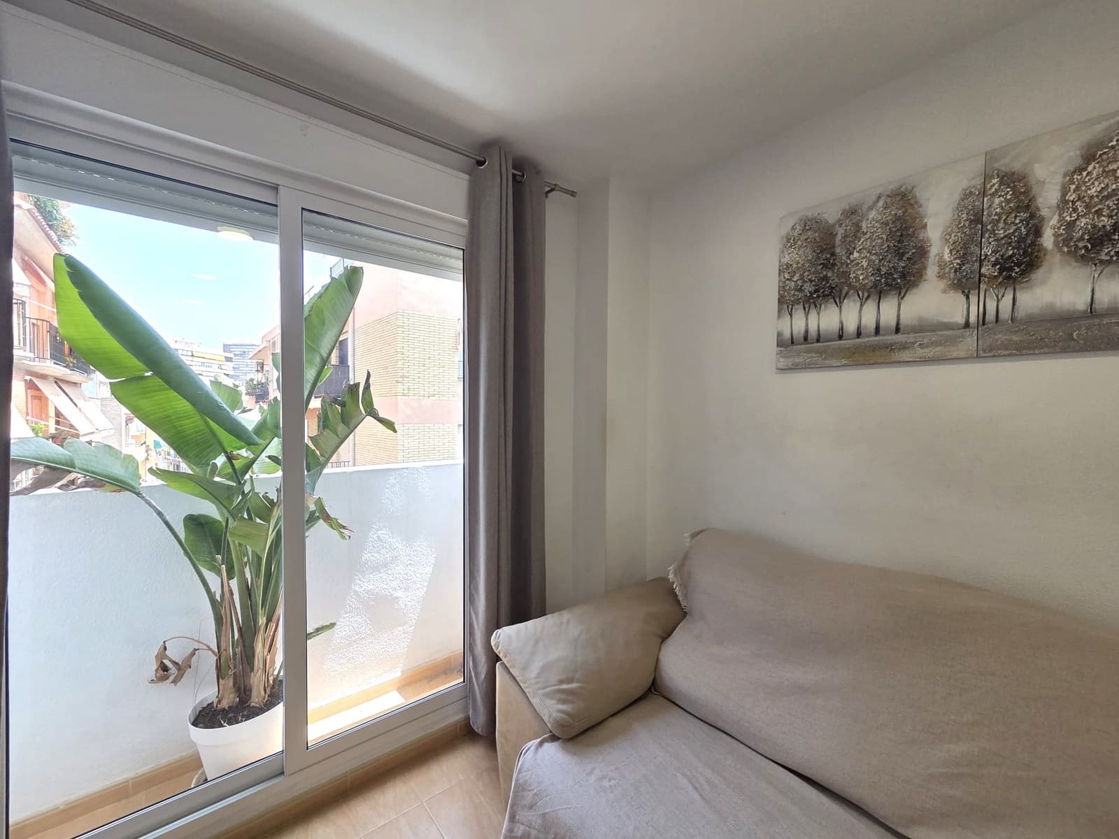 2 soveværelse Lejlighed til salg i Alicante by - € 260.000 (Ref: 10004925)