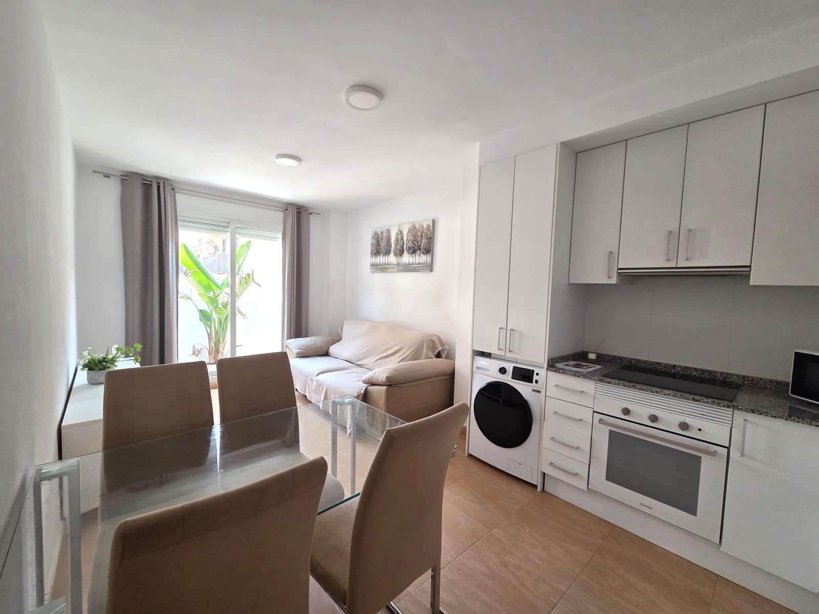 2 soveværelse Lejlighed til salg i Alicante by - € 260.000 (Ref: 10004925)