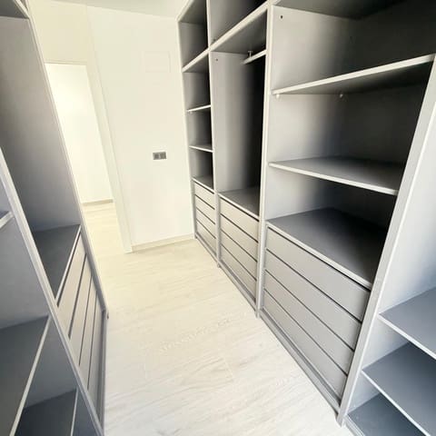 5 makuuhuone Huvila vuokrattavana paikassa Balcón de Finestrat - Terra Marina, Finestrat mukana uima-altaan 
autotalli - 4 500 € (Ref: 10016583)