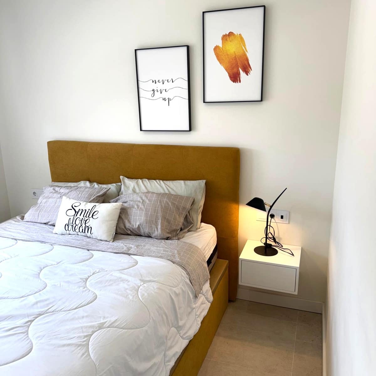 2 Zimmer Apartment zu vermieten in Finestrat mit Pool Garage - 1.800 € (Ref: 10018146)