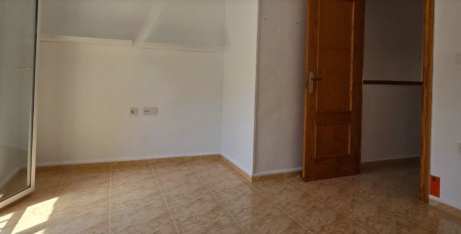 2 Zimmer Reihenhaus zu verkaufen in Albir mit Pool Garage - 355.000 € (Ref: 10033478)