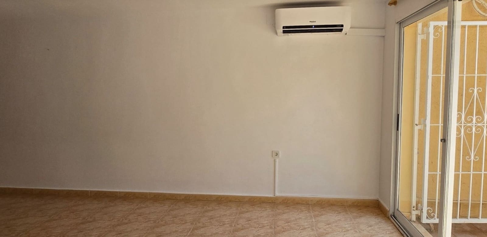 2 Zimmer Reihenhaus zu verkaufen in Albir mit Pool Garage - 355.000 € (Ref: 10033478)
