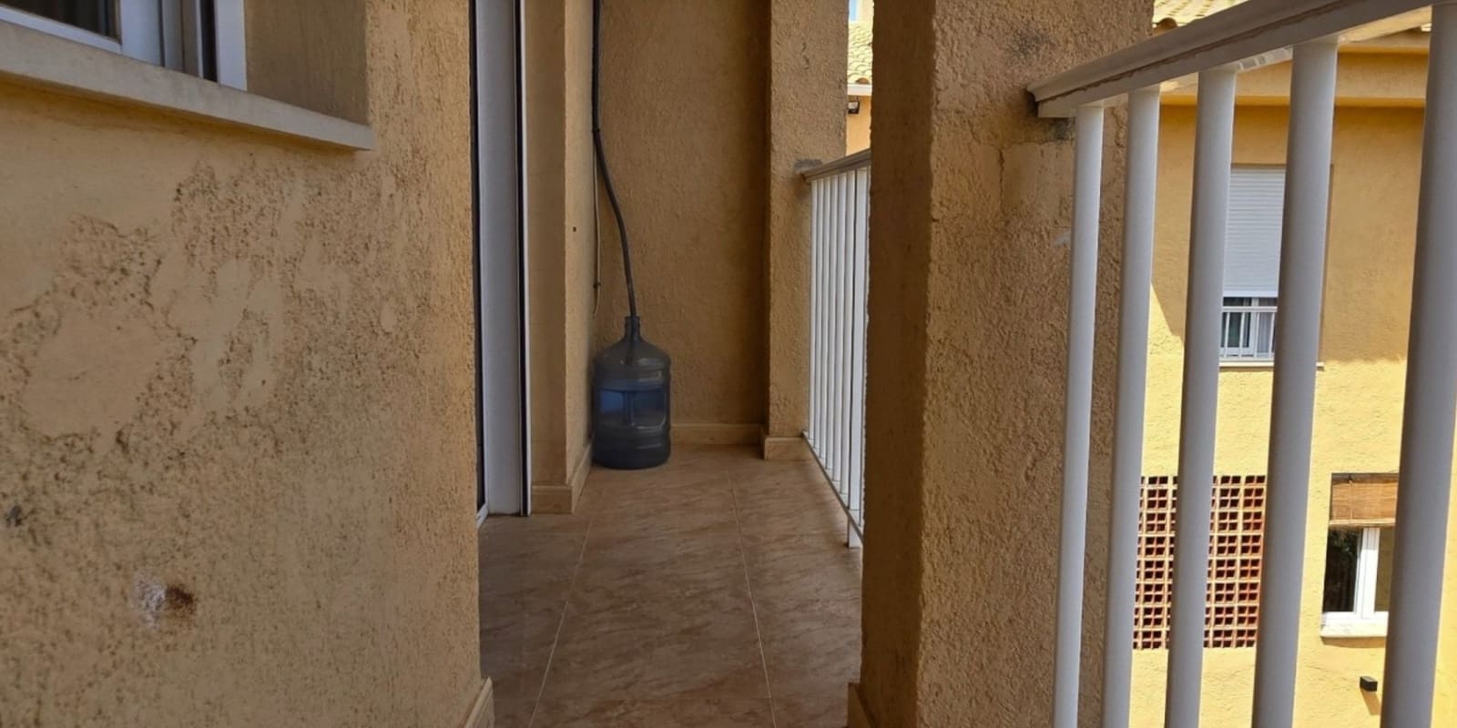2 Zimmer Reihenhaus zu verkaufen in Albir mit Pool Garage - 355.000 € (Ref: 10033478)