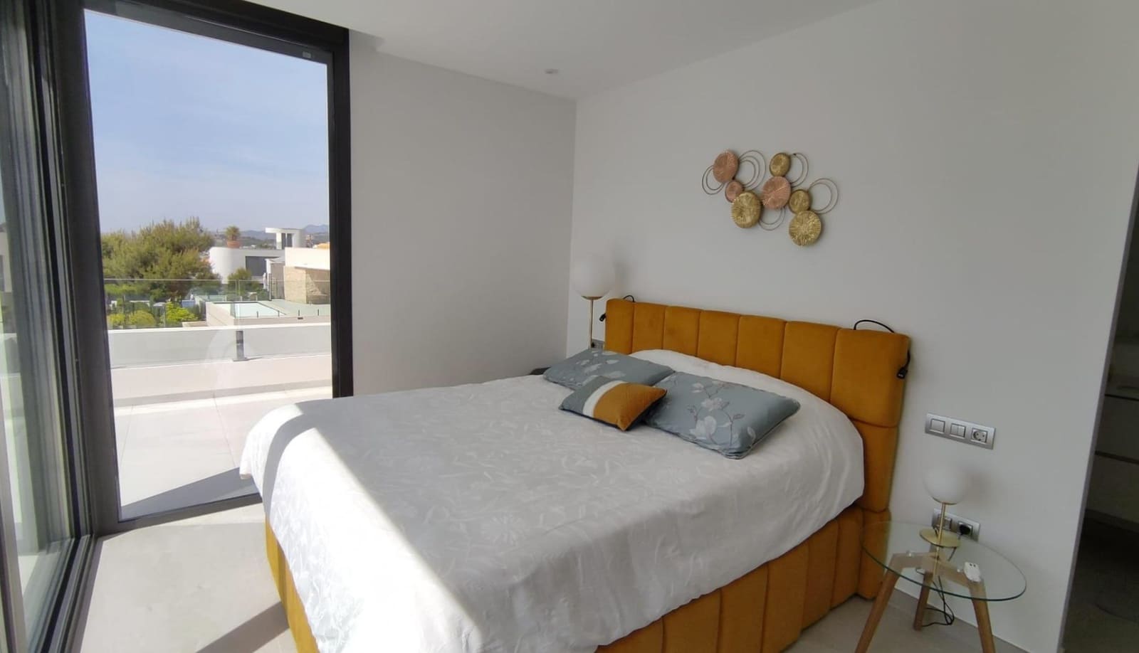 3 slaapkamer Villa te huur in Finestrat met zwembad garage - € 3.999 (Ref: 10042159)