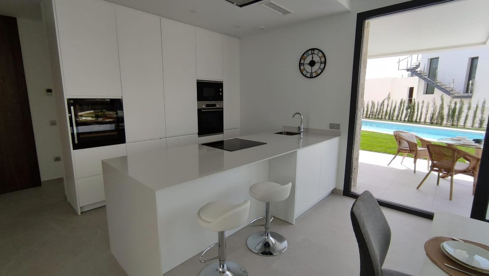 3 slaapkamer Villa te huur in Finestrat met zwembad garage - € 3.999 (Ref: 10042159)
