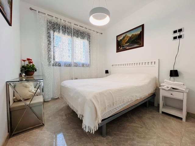Appartement de 2 chambres à louer à Playa Poniente, Benidorm avec piscine garage - 2 000 € (Ref: 10070181)