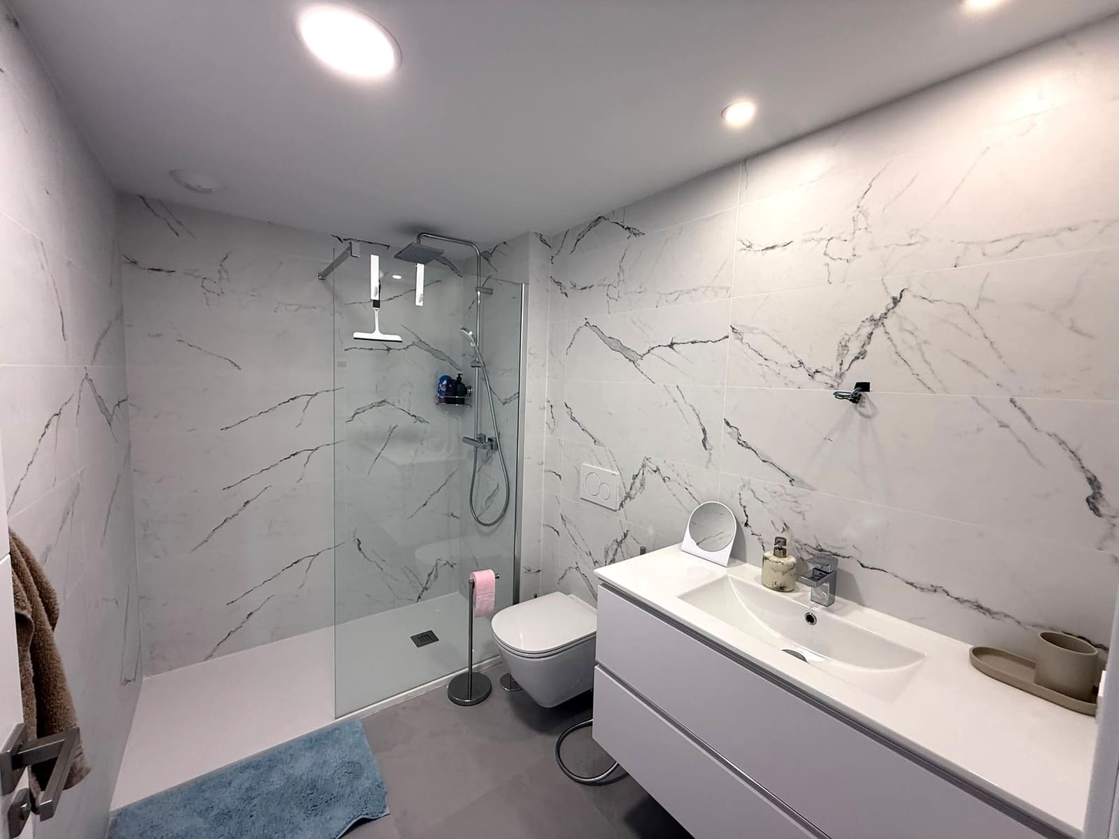 2 slaapkamer Appartement te huur in Finestrat met zwembad garage - € 2.000 (Ref: 10071023)