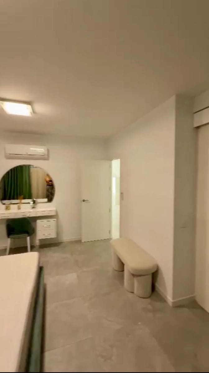 3 quarto Apartamento para arrendar em Finestrat com piscina garagem - 3 000 € (Ref: 10099038)