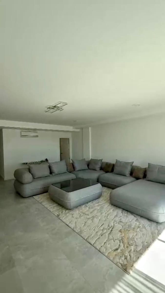 3 quarto Apartamento para arrendar em Finestrat com piscina garagem - 3 000 € (Ref: 10099038)