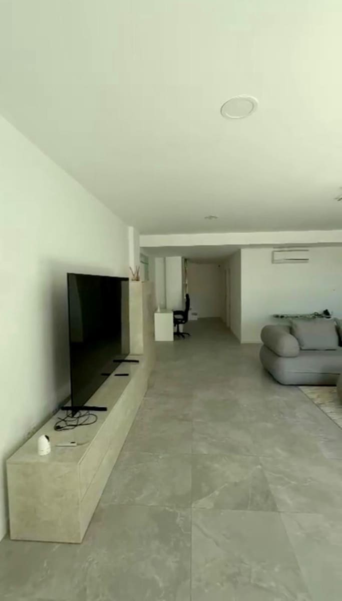 3 quarto Apartamento para arrendar em Finestrat com piscina garagem - 3 000 € (Ref: 10099038)