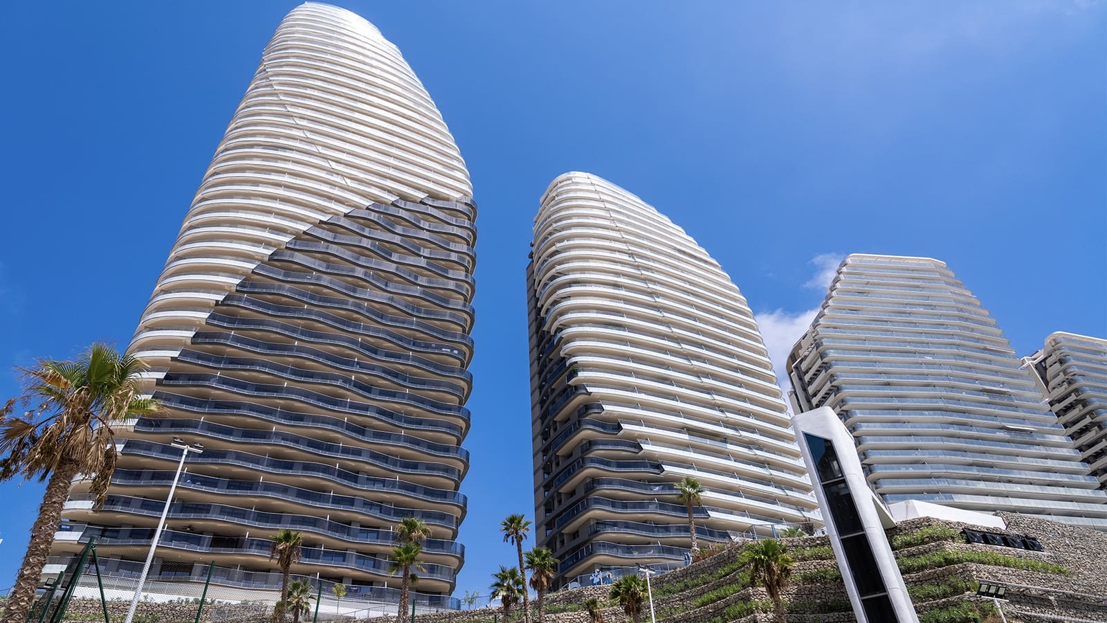 2 quarto Apartamento para venda em Benidorm com piscina - 865 000 € (Ref: 10110259)