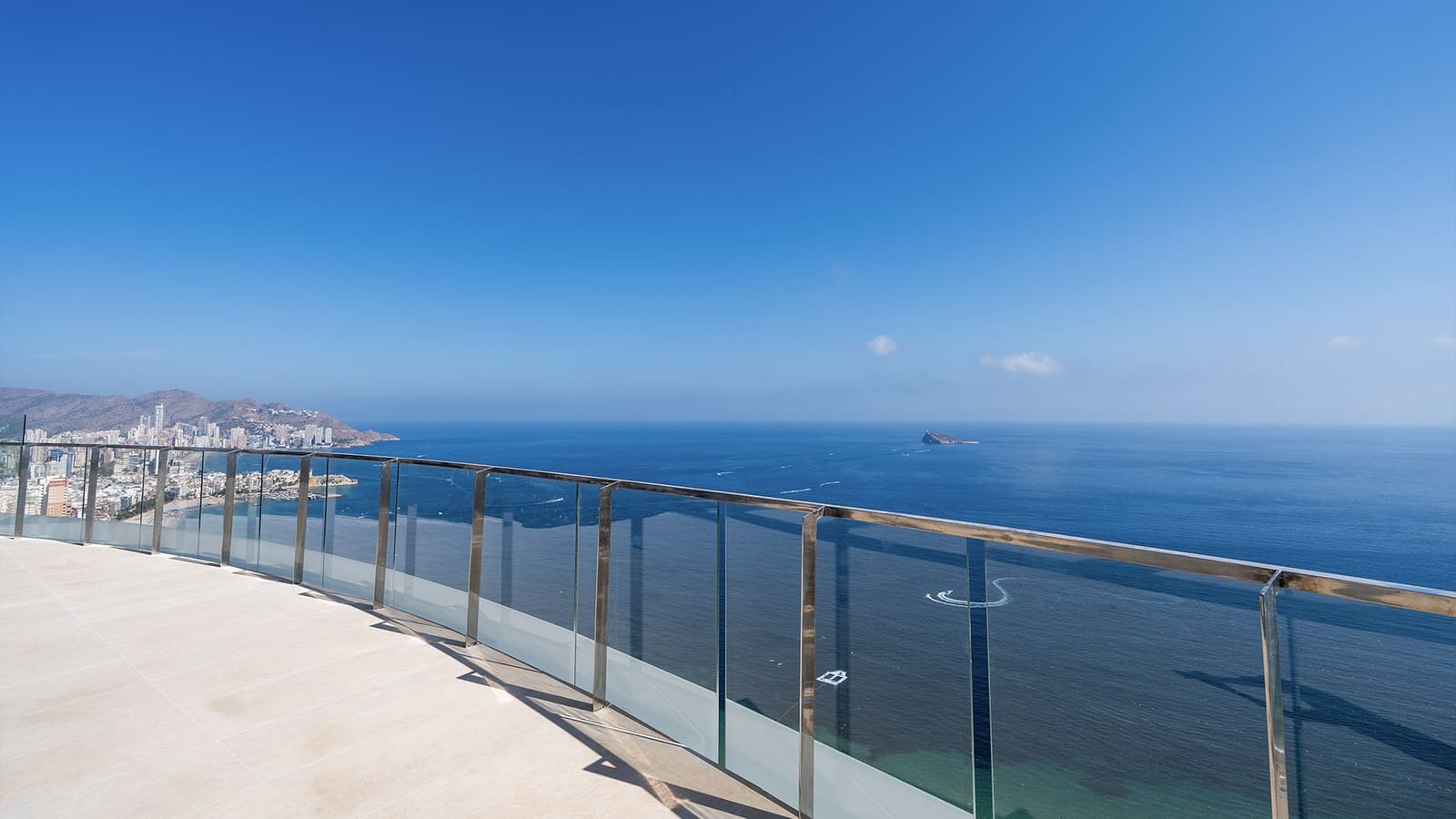 2 quarto Apartamento para venda em Benidorm com piscina - 865 000 € (Ref: 10110259)