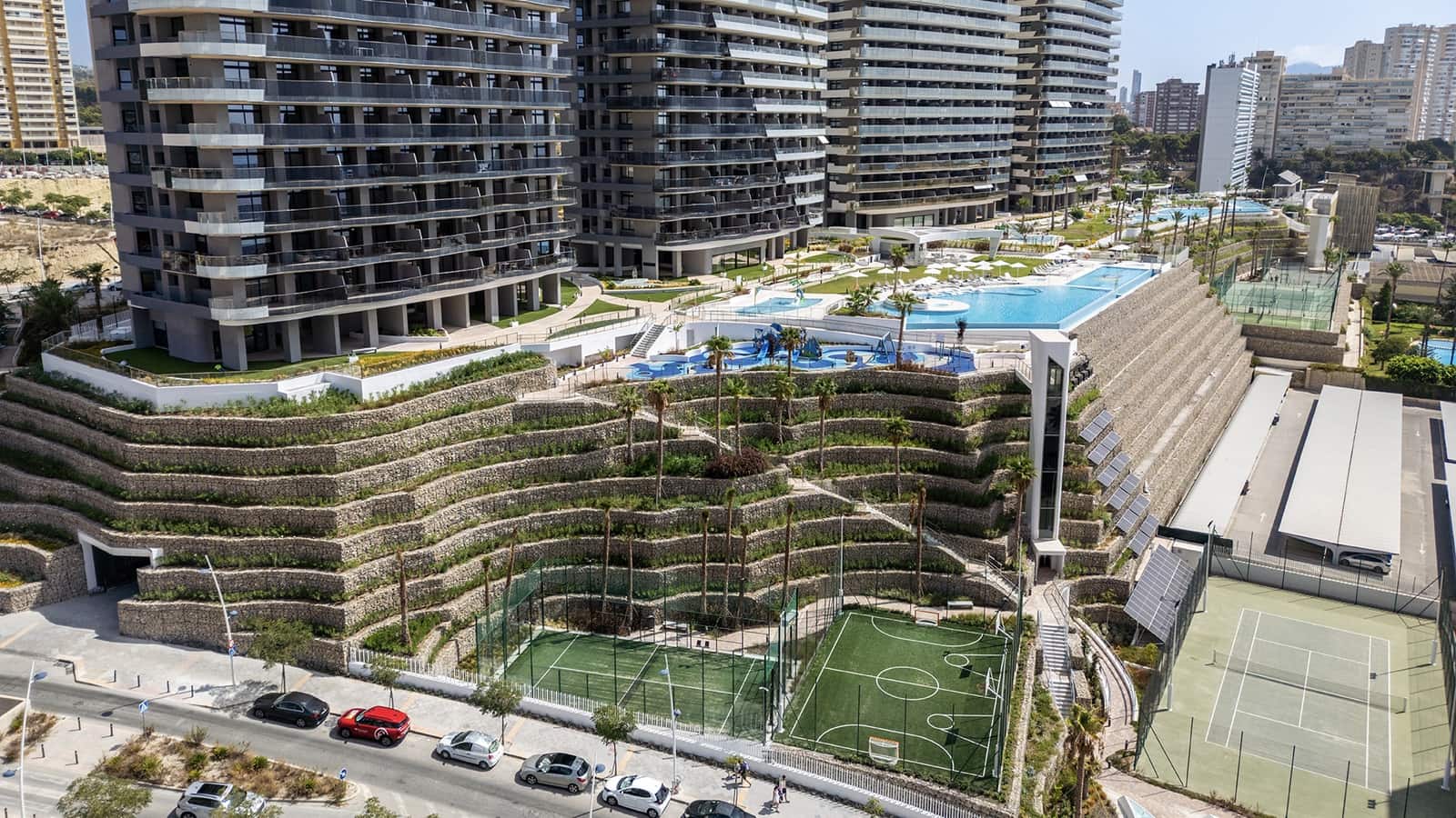 2 quarto Apartamento para venda em Benidorm com piscina - 865 000 € (Ref: 10110259)