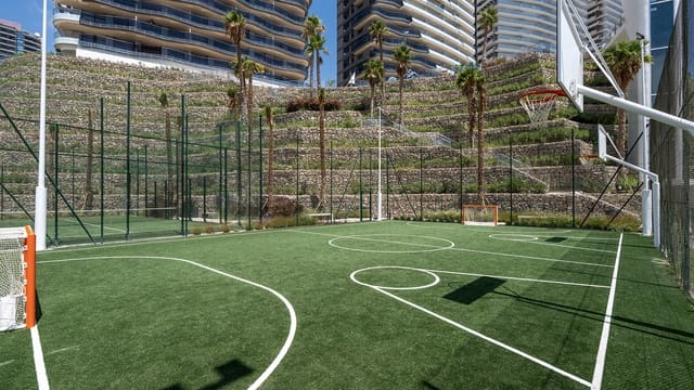2 quarto Apartamento para venda em Benidorm com piscina - 865 000 € (Ref: 10110259)