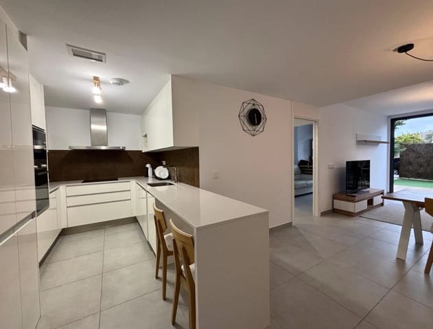 3 bedroom Terraced Villa for rent in Platja Vila Joiosa - Platja de Torres, La Villajoyosa / Vila Joiosa with pool - € 1,800 (Ref: 10120396)