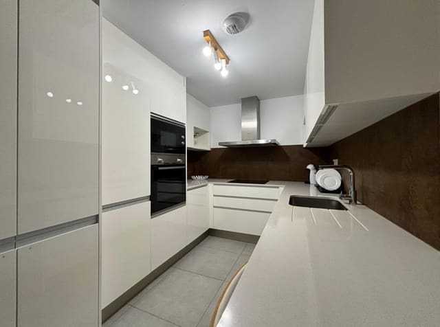 3 bedroom Terraced Villa for rent in Platja Vila Joiosa - Platja de Torres, La Villajoyosa / Vila Joiosa with pool - € 1,800 (Ref: 10120396)