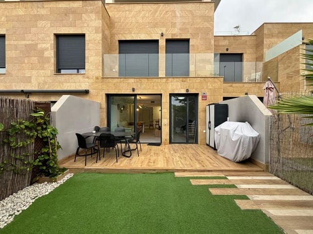 3 bedroom Terraced Villa for rent in Platja Vila Joiosa - Platja de Torres, La Villajoyosa / Vila Joiosa with pool - € 1,800 (Ref: 10120396)