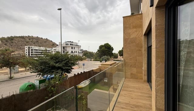 3 bedroom Terraced Villa for rent in Platja Vila Joiosa - Platja de Torres, La Villajoyosa / Vila Joiosa with pool - € 1,800 (Ref: 10120396)