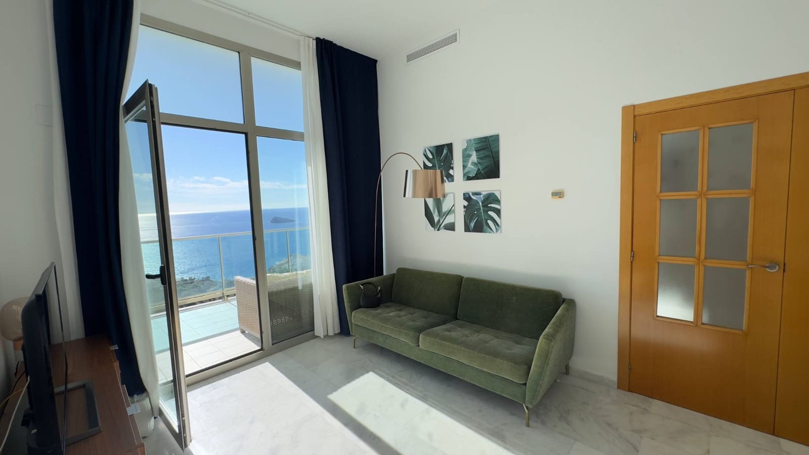 1 soverom Leilighet til salgs i Benidorm med svømmebasseng garasje - € 420 000 (Ref: 10124685)