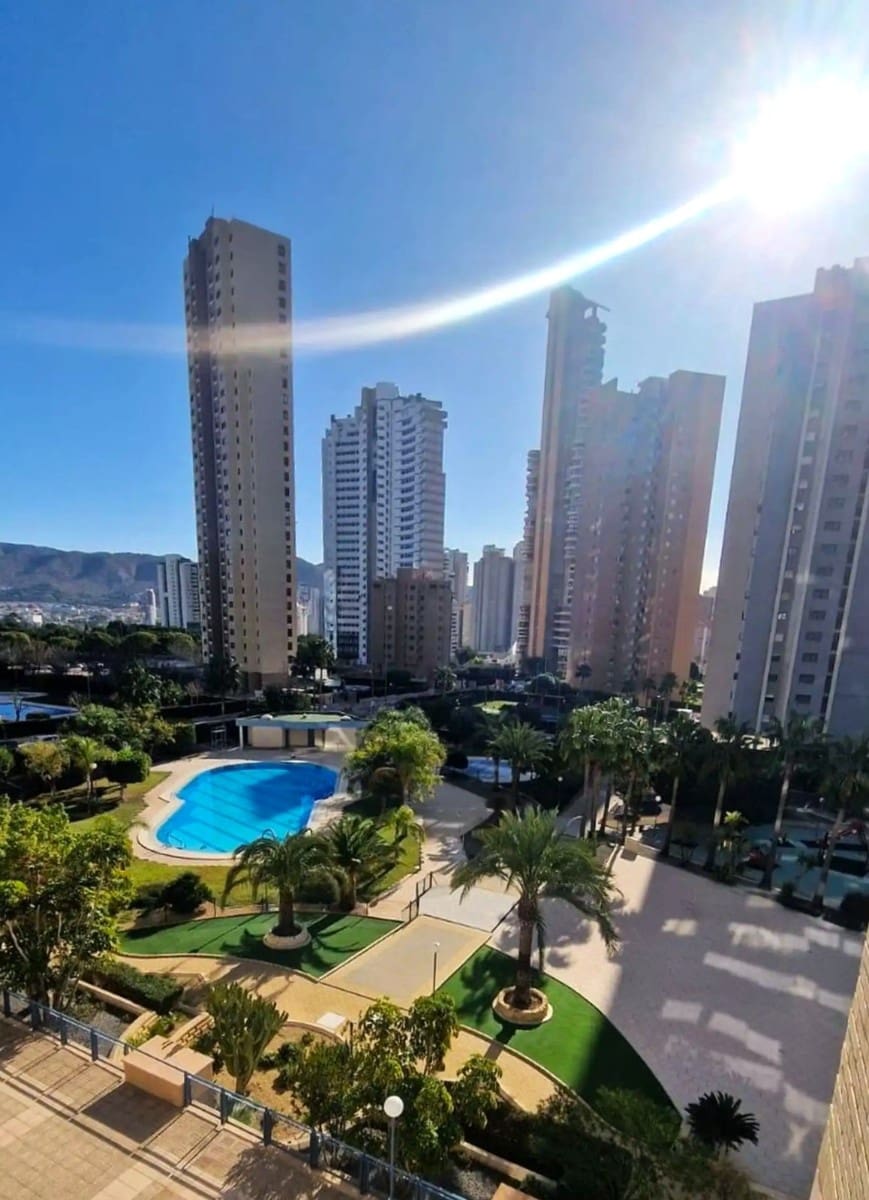 3 soveværelse Lejlighed til salg i Benidorm med swimmingpool garage - € 368.000 (Ref: 10125241)