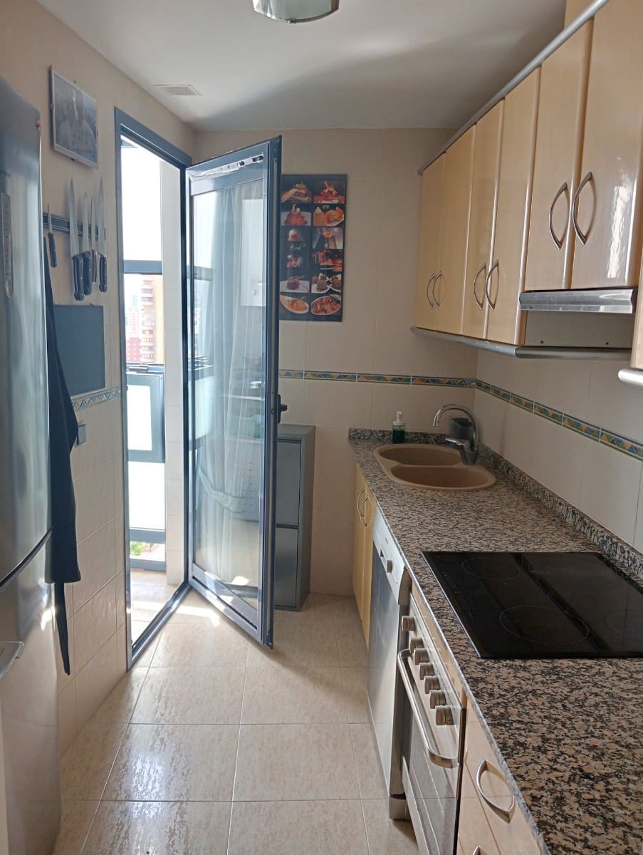 3 soveværelse Lejlighed til salg i Benidorm med swimmingpool garage - € 368.000 (Ref: 10125241)