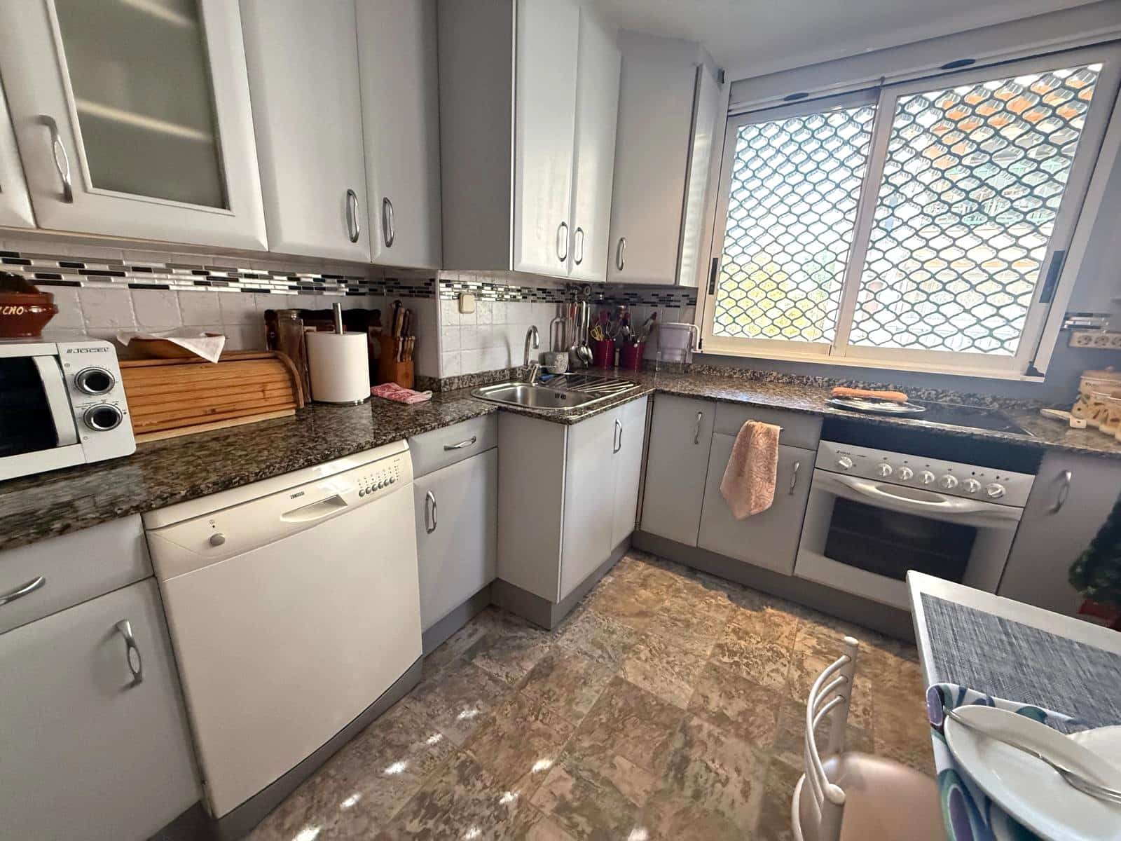 3 soveværelse Lejlighed til salg i Albir med swimmingpool garage - € 378.000 (Ref: 10130983)