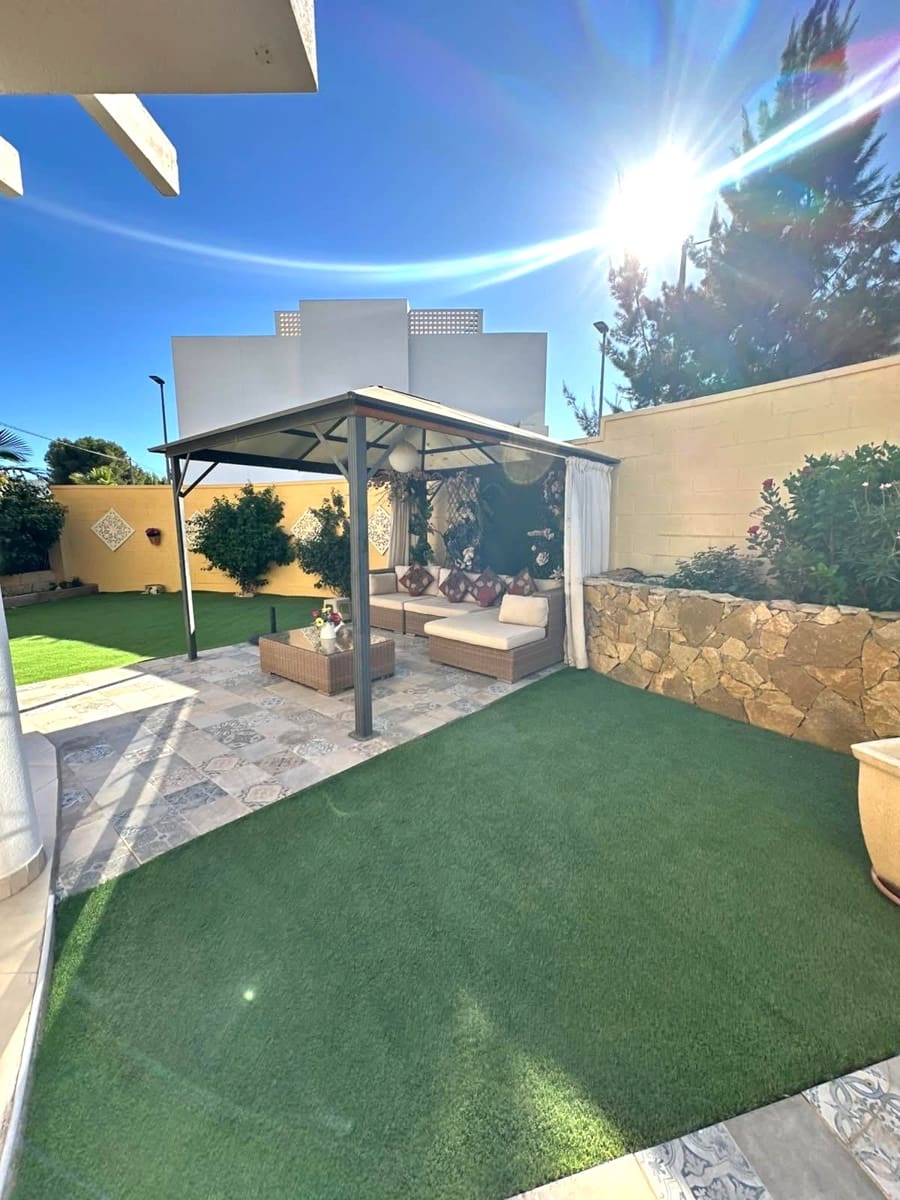 3 soverom Leilighet til salgs i Albir med svømmebasseng garasje - € 445 000 (Ref: 10131030)