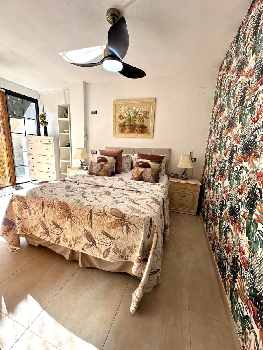 3 soverom Leilighet til salgs i Albir med svømmebasseng garasje - € 445 000 (Ref: 10131030)