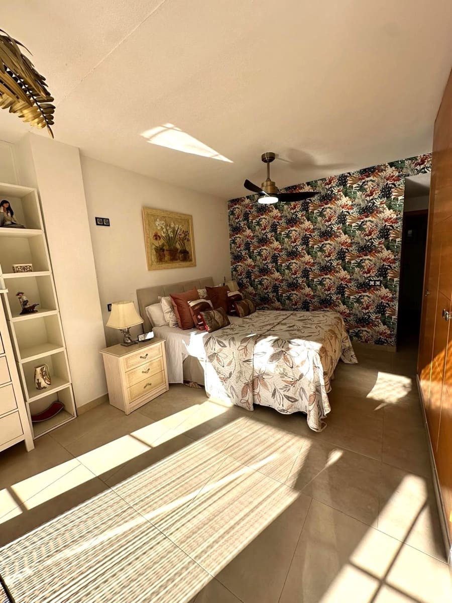 3 soverom Leilighet til salgs i Albir med svømmebasseng garasje - € 445 000 (Ref: 10131030)