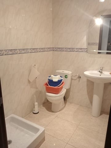 Kommersiell til salgs i Juzgados - Plaza de Toros, Benidorm - € 189 000 (Ref: 10136253)