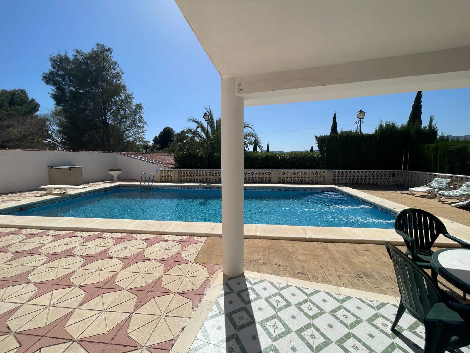 13 soveværelse Finca/Landehus til salg i Elda med swimmingpool garage - € 899.000 (Ref: 10136361)