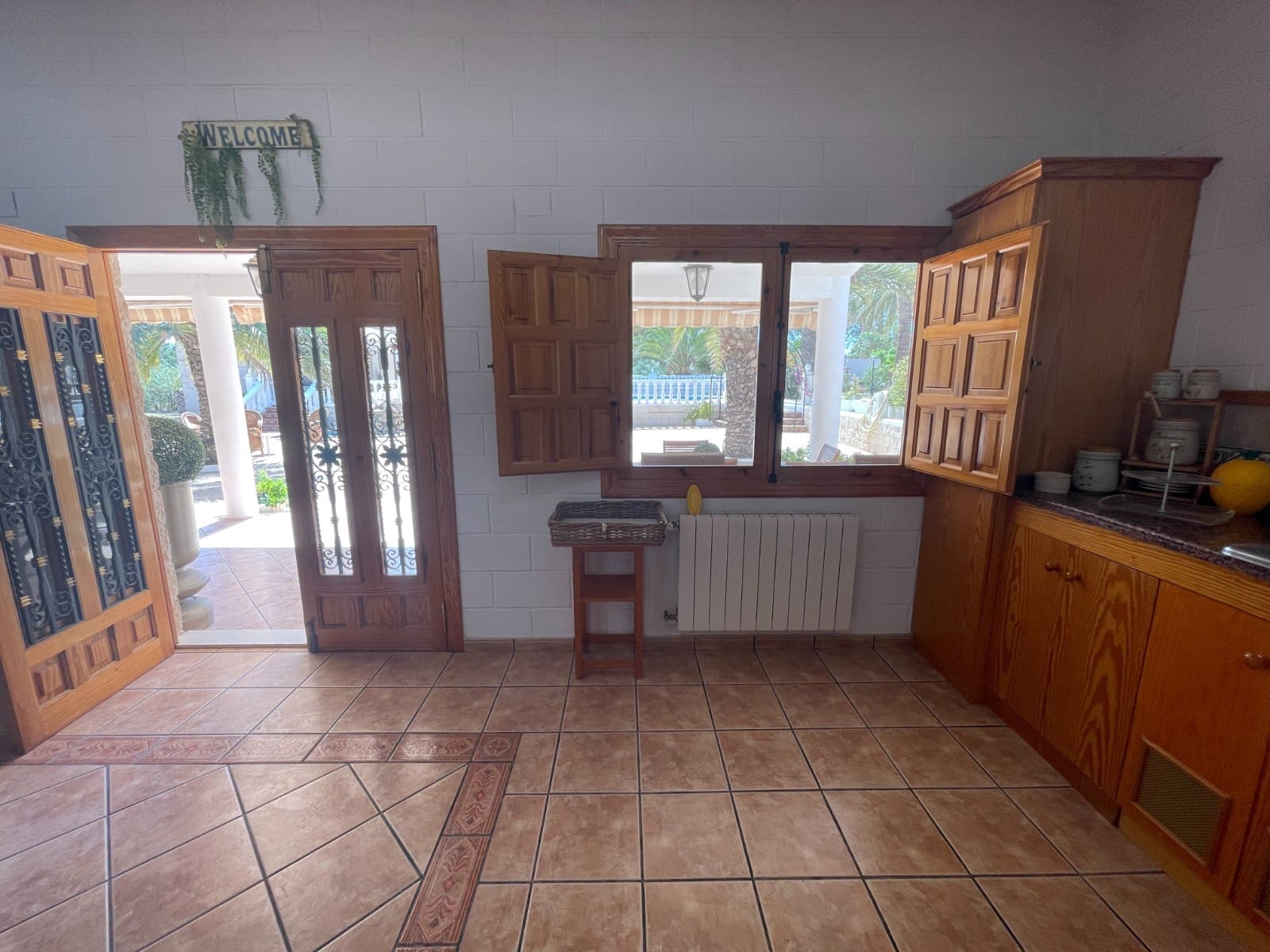 13 soveværelse Finca/Landehus til salg i Elda med swimmingpool garage - € 899.000 (Ref: 10136361)