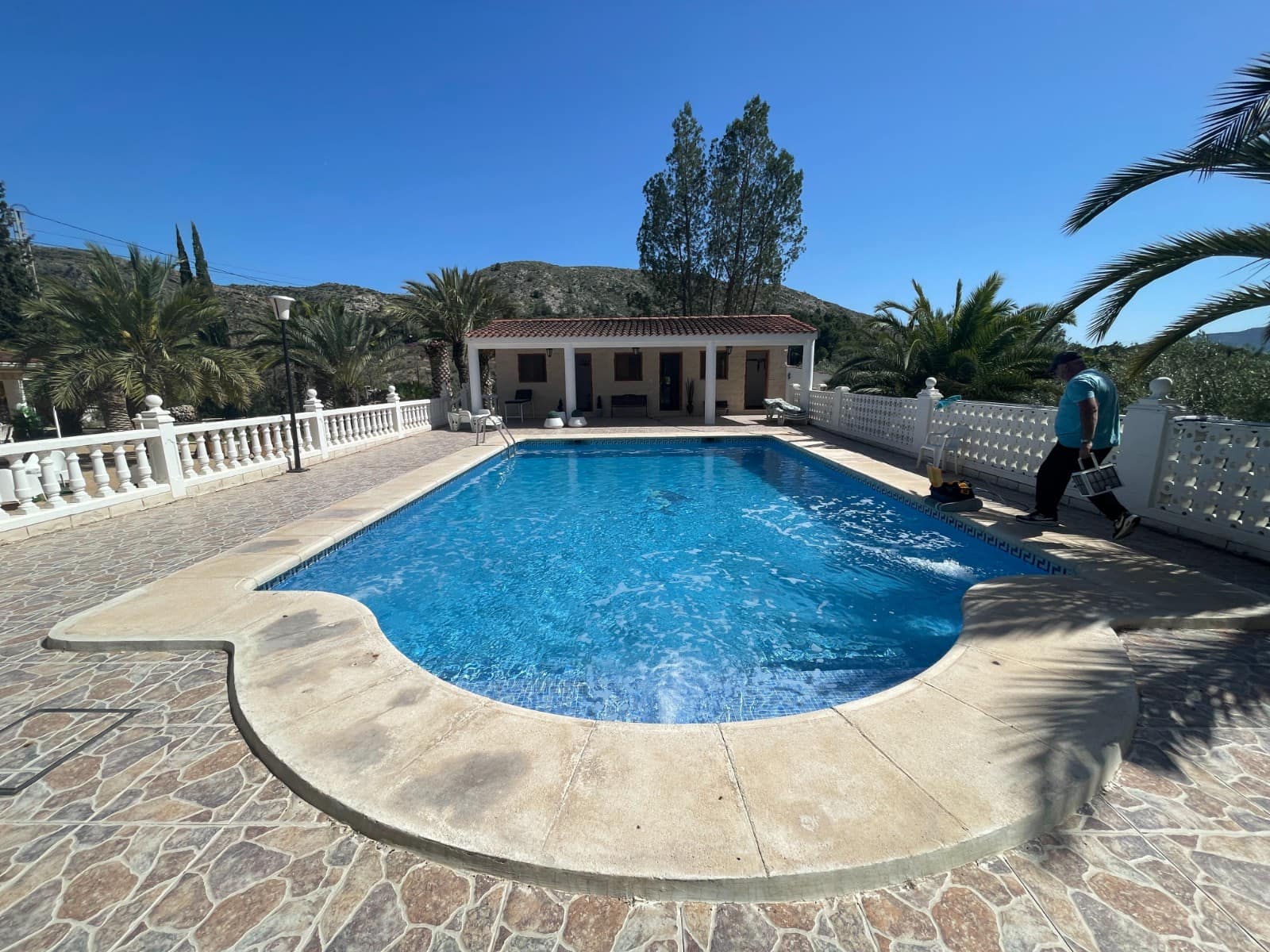 13 soveværelse Finca/Landehus til salg i Elda med swimmingpool garage - € 899.000 (Ref: 10136361)