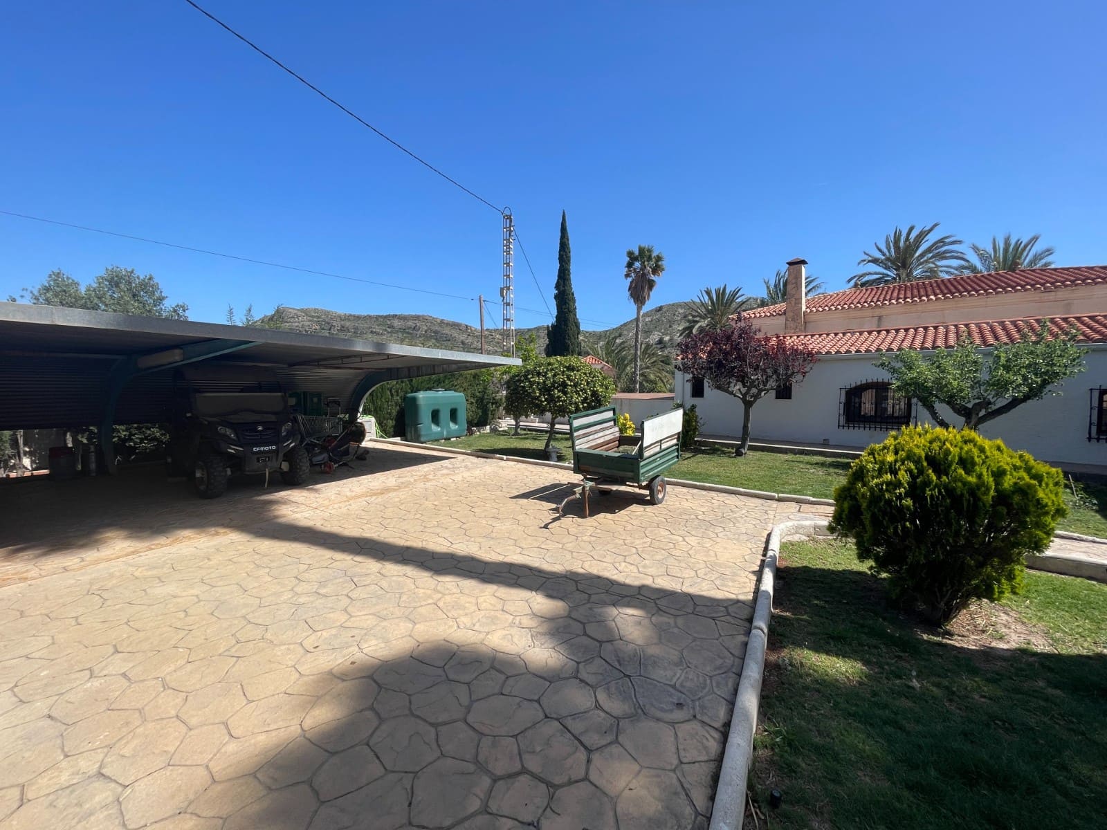 13 soveværelse Finca/Landehus til salg i Elda med swimmingpool garage - € 899.000 (Ref: 10136361)