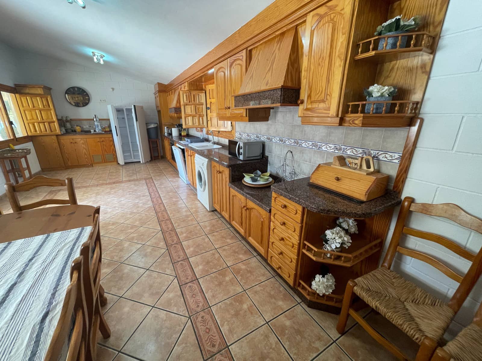 13 soveværelse Finca/Landehus til salg i Elda med swimmingpool garage - € 899.000 (Ref: 10136361)