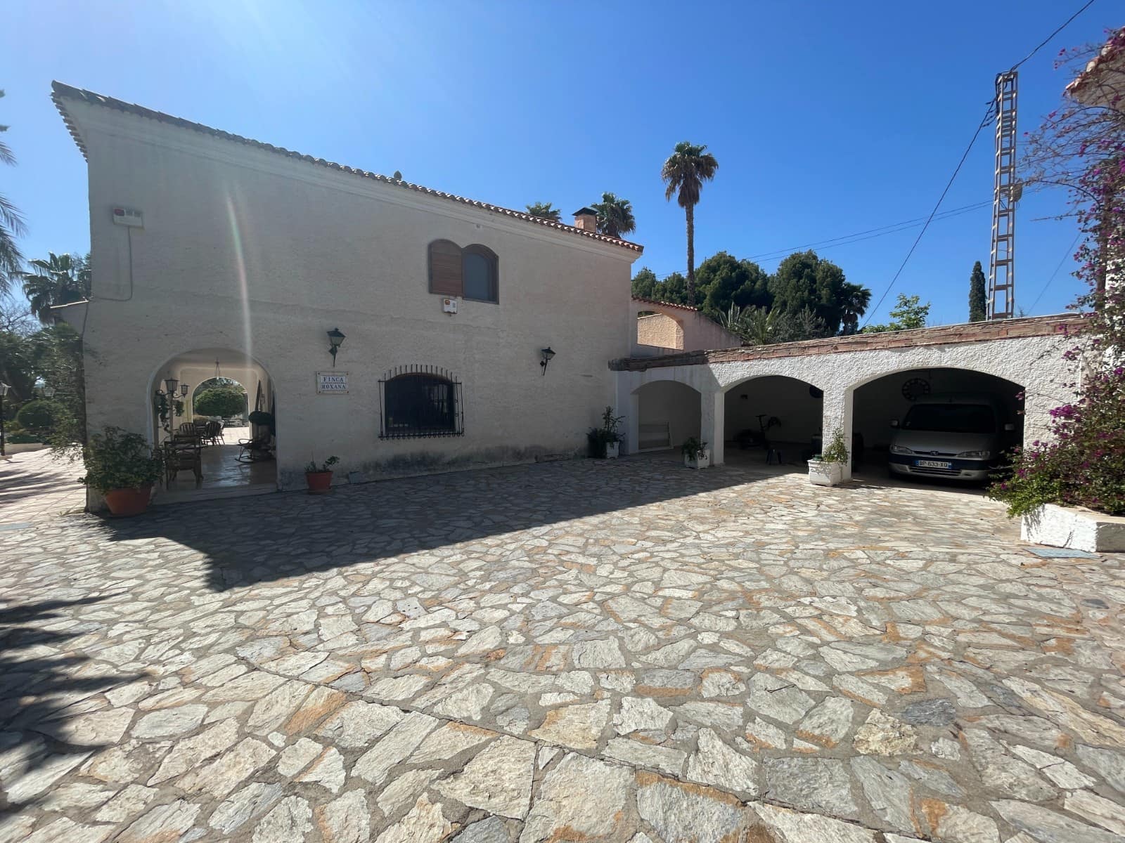 13 soveværelse Finca/Landehus til salg i Elda med swimmingpool garage - € 899.000 (Ref: 10136361)