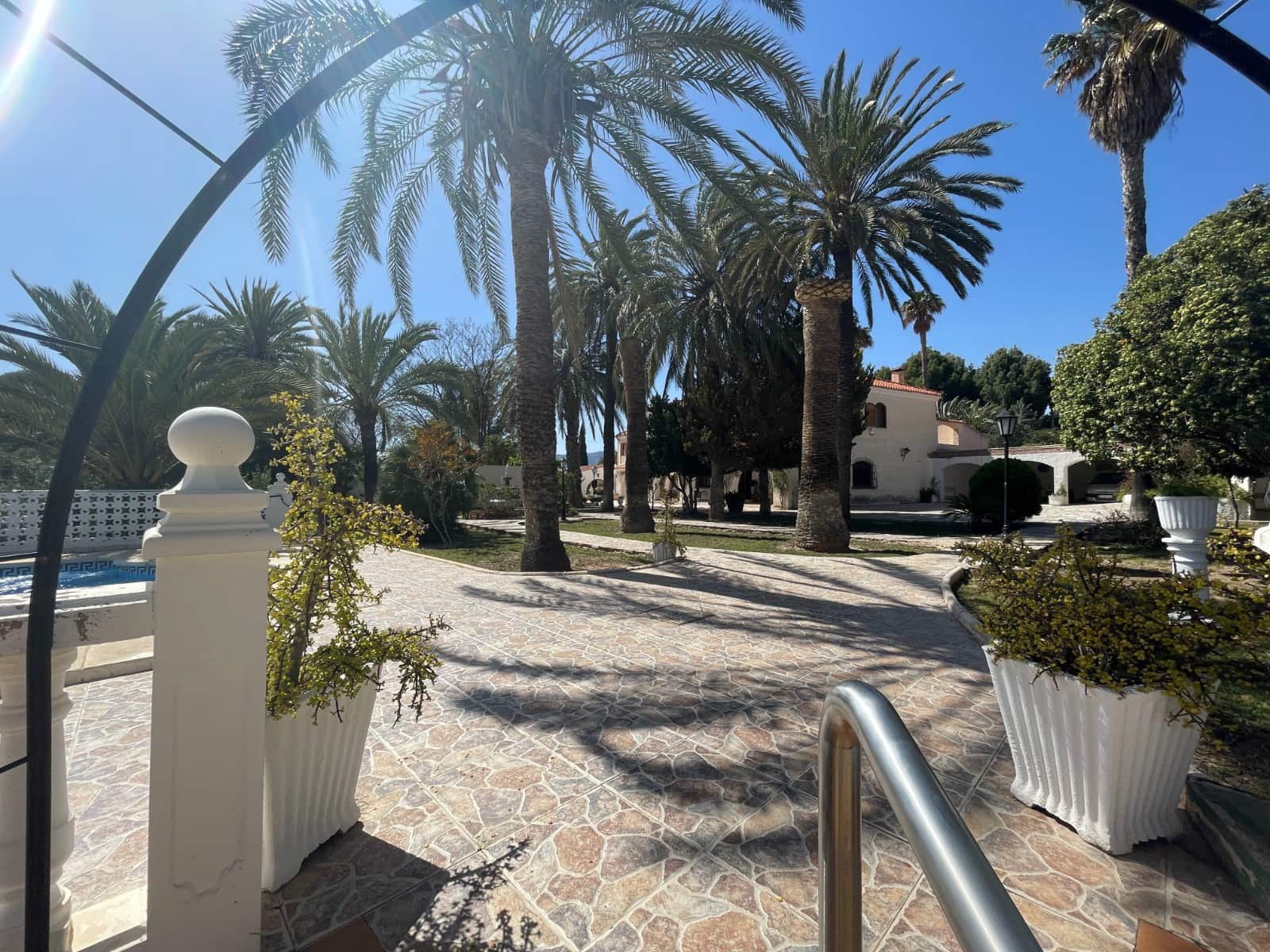 13 soveværelse Finca/Landehus til salg i Elda med swimmingpool garage - € 899.000 (Ref: 10136361)