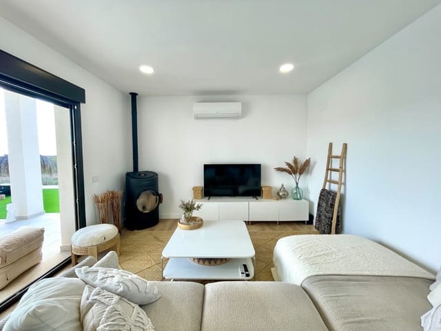3 soveværelse Villa til salg i Pinoso med swimmingpool garage - € 399.900 (Ref: 10136363)