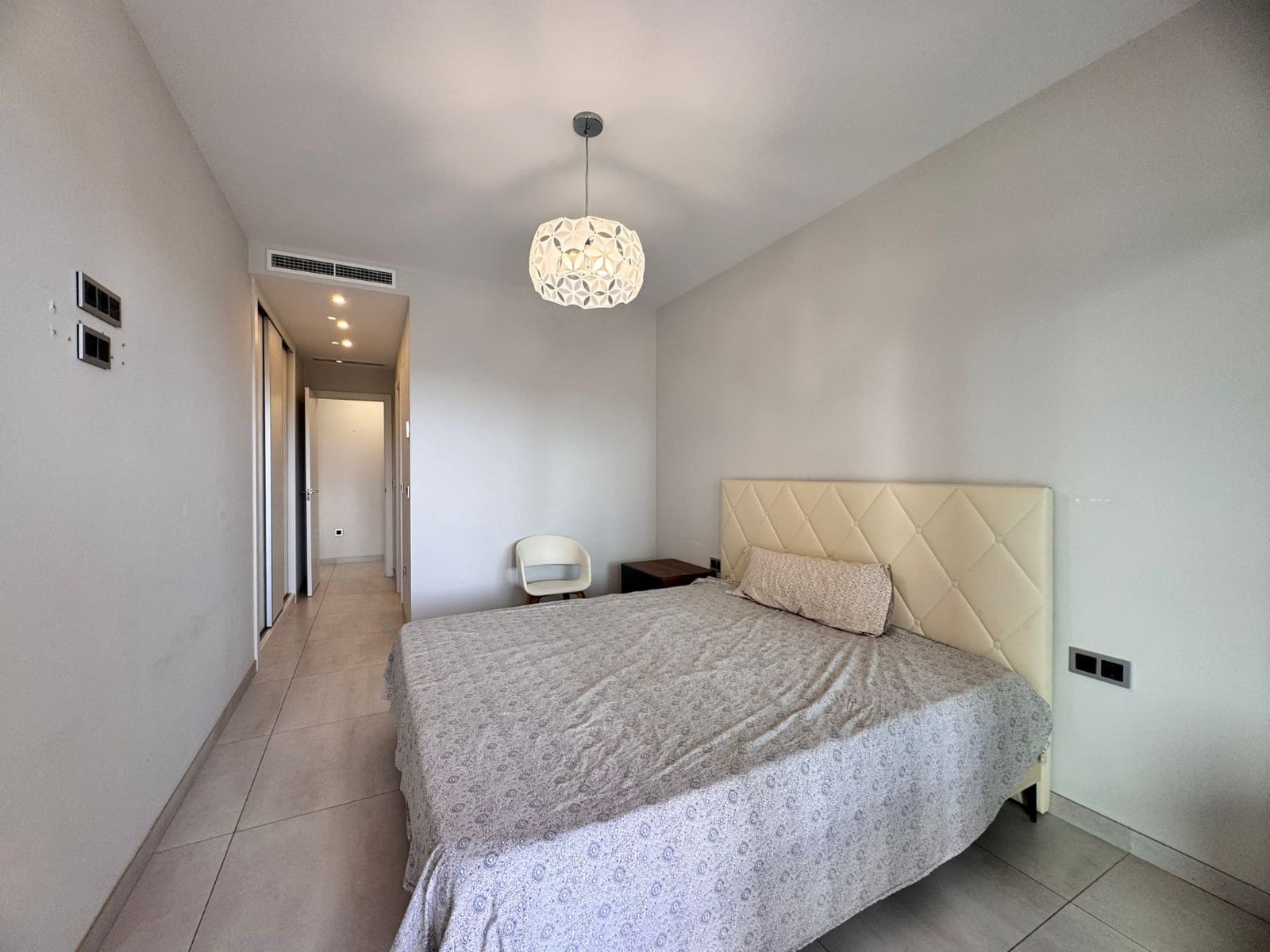 Apartamento de 3 habitaciones en Benidorm en venta con piscina garaje - 780.000 € (Ref: 10162489)
