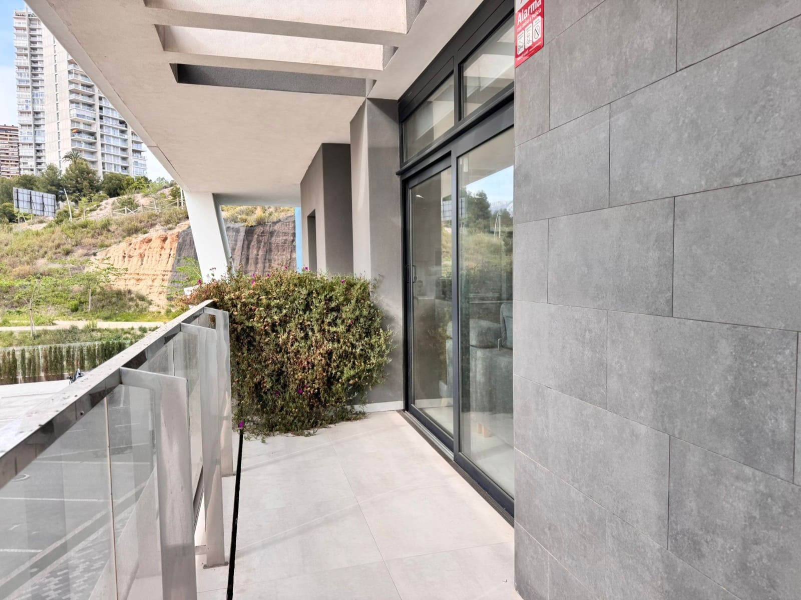 Apartamento de 3 habitaciones en Benidorm en venta con piscina garaje - 780.000 € (Ref: 10162489)