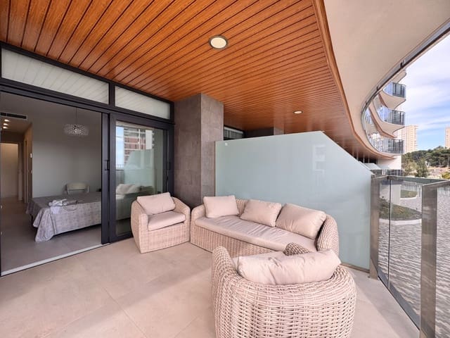 Apartamento de 3 habitaciones en Playa Poniente, Benidorm en venta con piscina garaje - 780.000 € (Ref: 10162489)