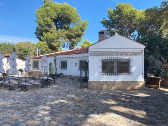 3 bedroom Villa for sale in Barranco Hondo, La Nucia with pool garage - € 890,000 (Ref: 10162491)