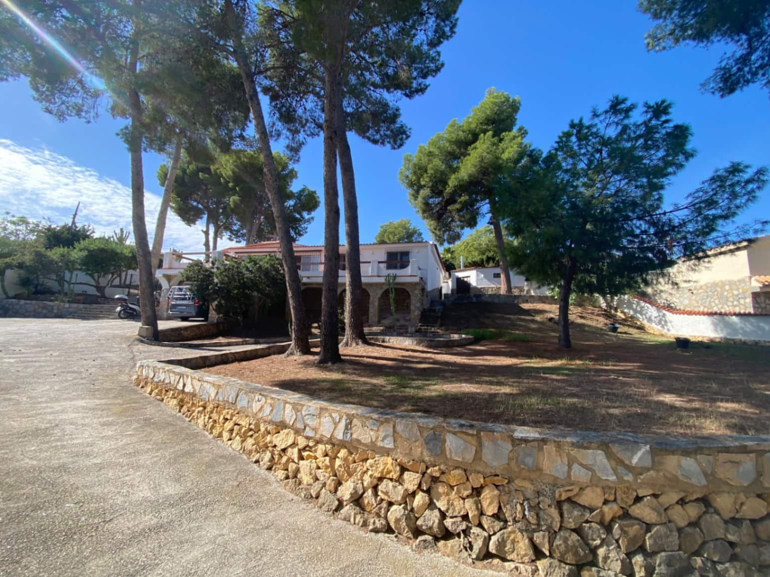 3 bedroom Villa for sale in La Nucia with pool garage - € 890,000 (Ref: 10162491)