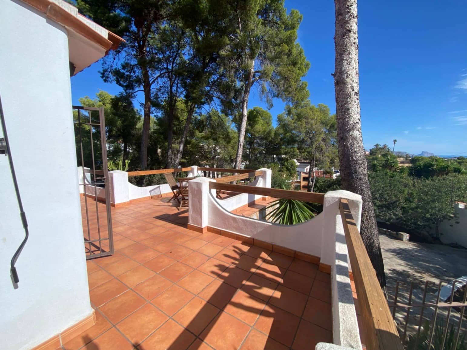 3 bedroom Villa for sale in La Nucia with pool garage - € 890,000 (Ref: 10162491)