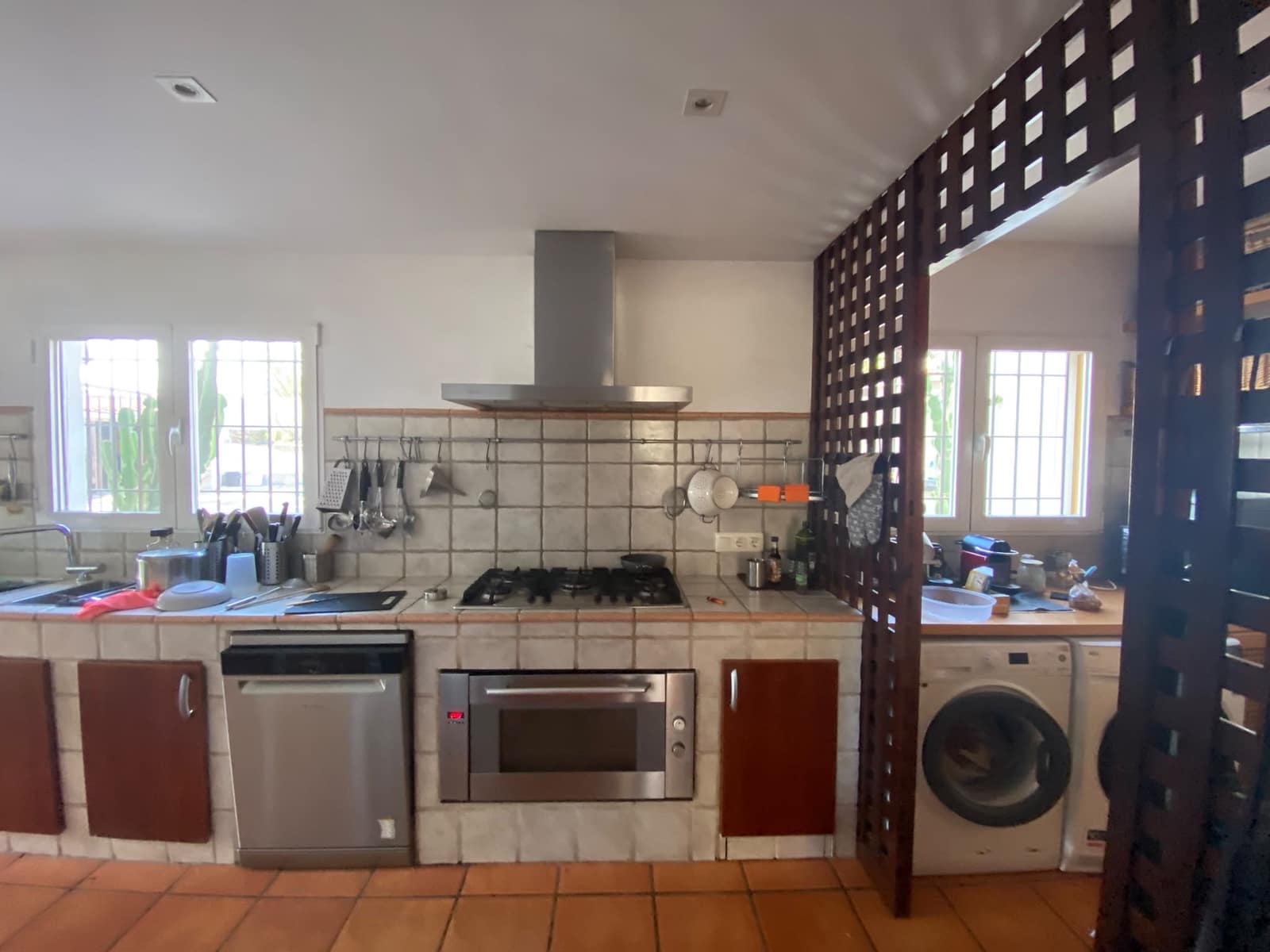 3 bedroom Villa for sale in La Nucia with pool garage - € 890,000 (Ref: 10162491)