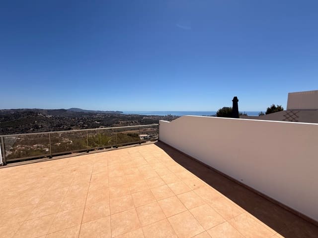 3 chambre Maison de Ville à vendre à Oltamar - Cucarres, Calpe / Calp avec piscine garage - 568 500 € (Ref: 10162508)